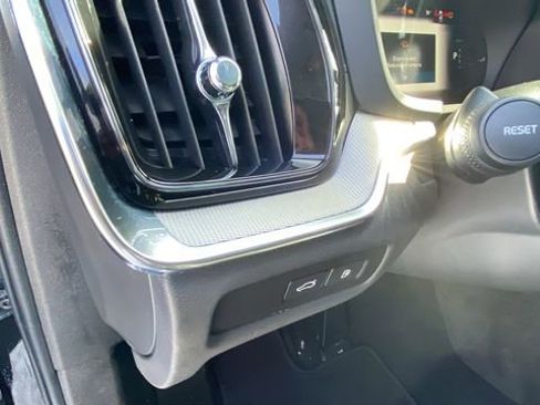 Used 2025 Volvo S60 T8 Ultra image 19