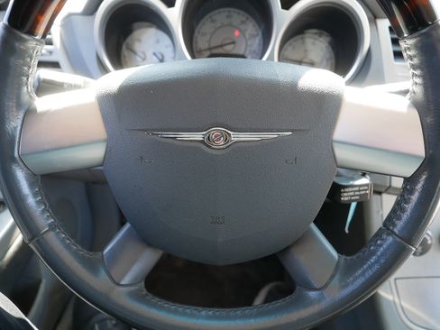 Used 2007 Chrysler Sebring Limited w/ Luxury Group FWD image 23
