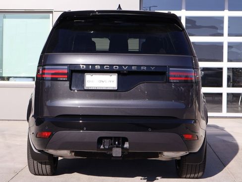 New 2026 Land Rover Discovery Dynamic SE image 7