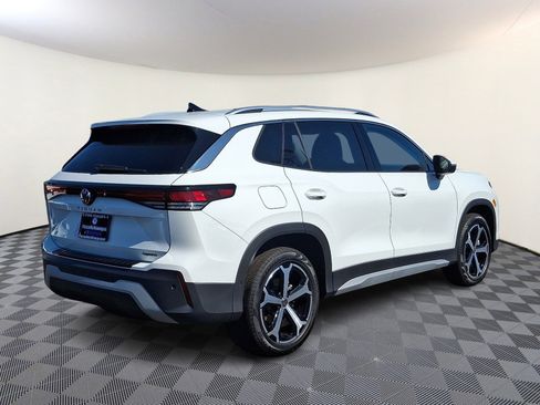 New 2025 Volkswagen Tiguan SE image 4