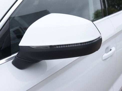 Used 2025 Audi Q5 2.0T Premium Plus image 13