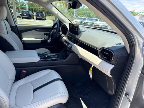 New 2026 Honda Pilot Touring image 18