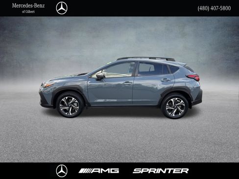 Used 2024 Subaru Crosstrek 2.0i Premium AWD/4WD image 2