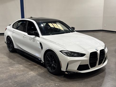 Used 2022 BMW M3 w/ Executive Package RWD image 5