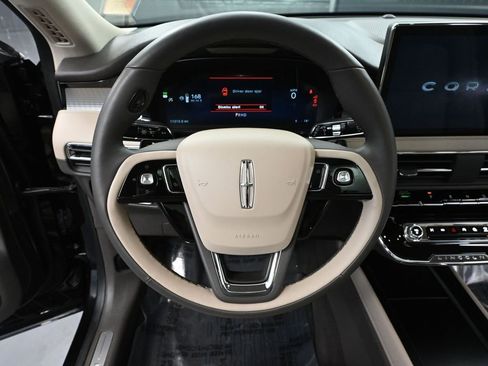 Used 2024 Lincoln Corsair AWD w/ Equipment Group 101A image 28