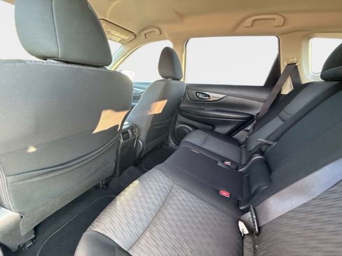 Used 2020 Nissan Rogue SV AWD/4WD image 20