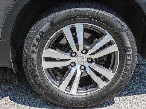 Used 2017 Honda Pilot EX image 11