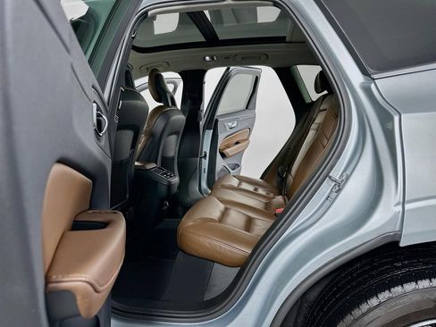 Used 2018 Volvo XC60 T5 Inscription image 29