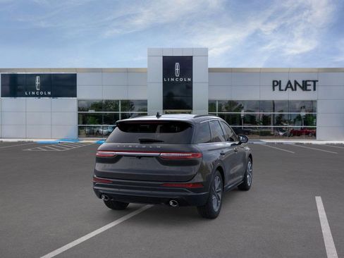 New 2025 Lincoln Corsair Grand Touring image 8