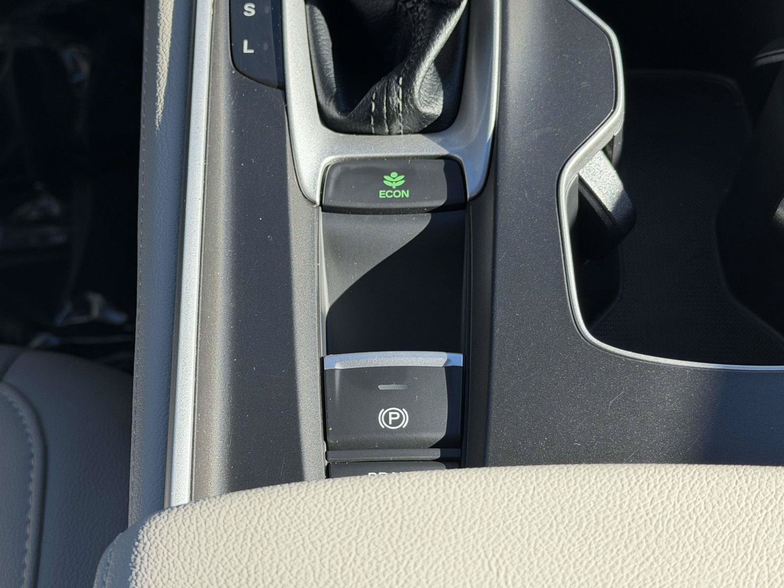 Certified 2019 Honda Accord EX-L image 16