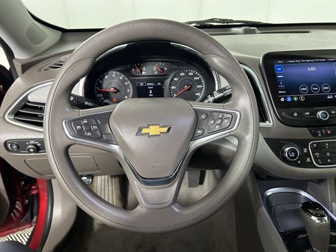 Used 2020 Chevrolet Malibu LT FWD image 10