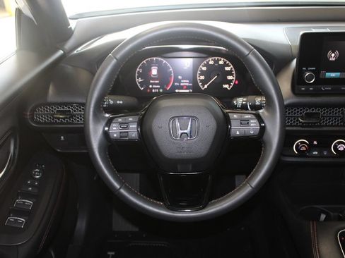 Used 2024 Honda HR-V Sport image 12