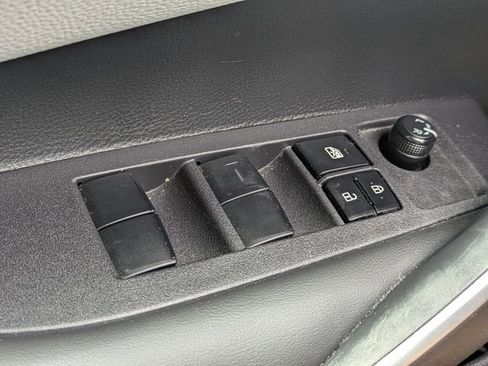 Used 2024 Toyota Corolla SE FWD image 20