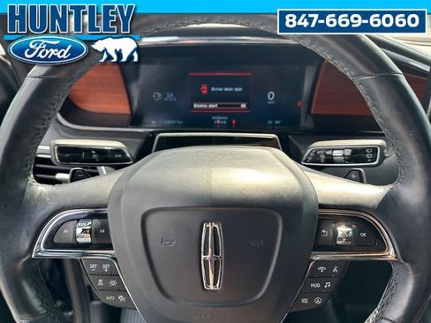 Used 2022 Lincoln Navigator Reserve image 35