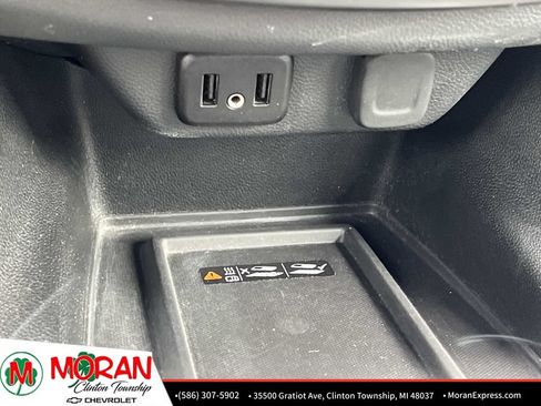 Certified 2023 Chevrolet Traverse LT FWD image 24