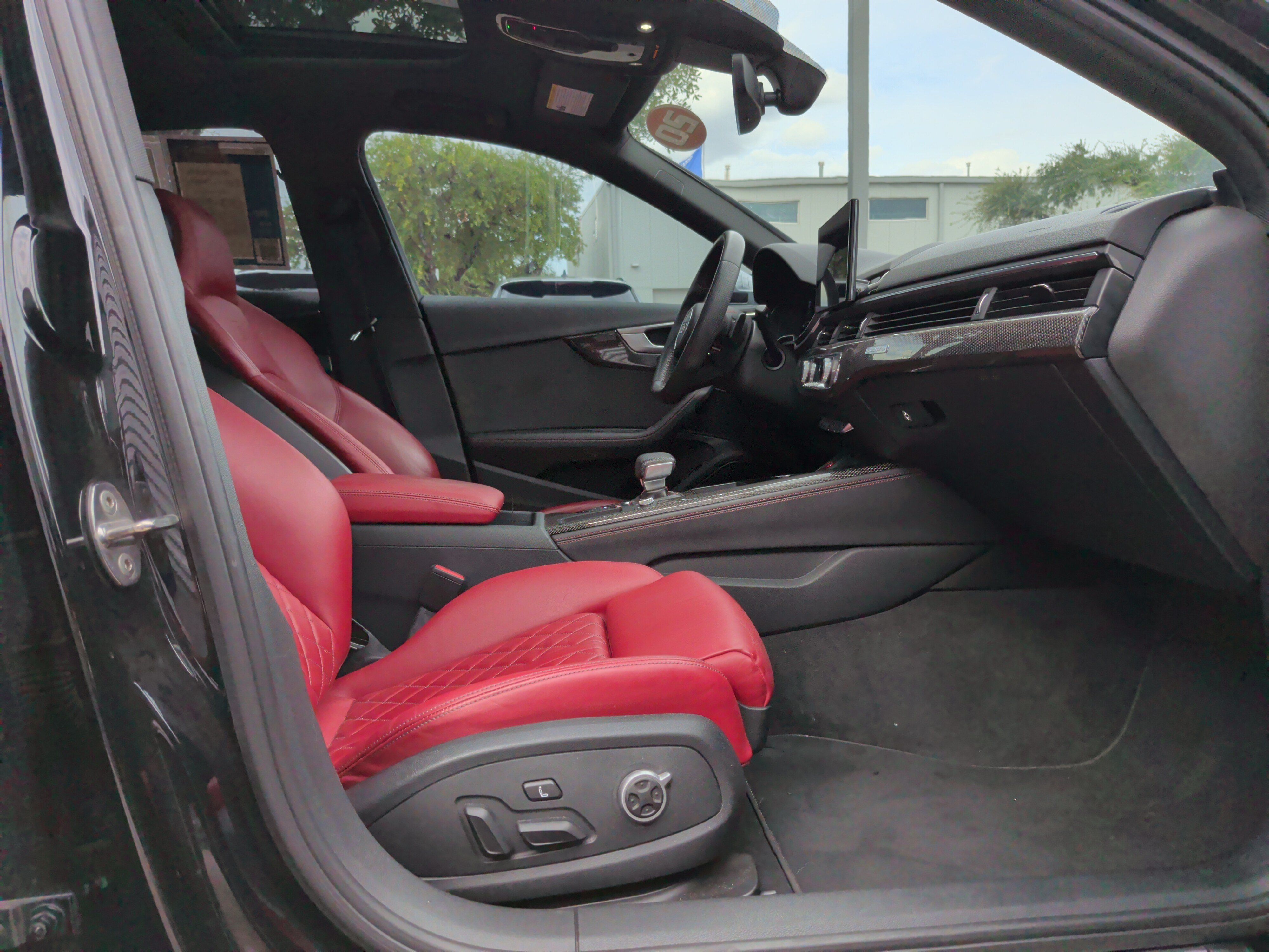Used 2020 Audi S4 Premium Plus w/ Premium Plus Package AWD/4WD image 34