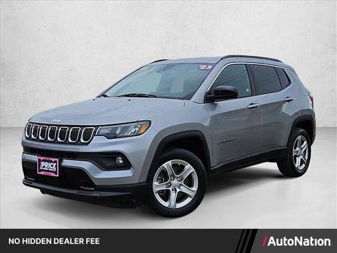 Used 2023 Jeep Compass Latitude AWD/4WD image 1