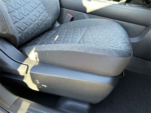 New 2026 Nissan Kicks SV w/ SV Premium Package image 9