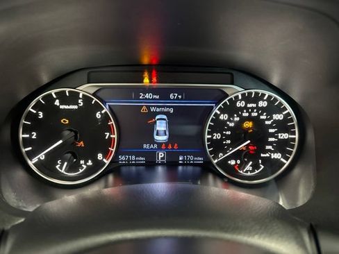Used 2024 Nissan Altima 2.5 SV FWD image 27