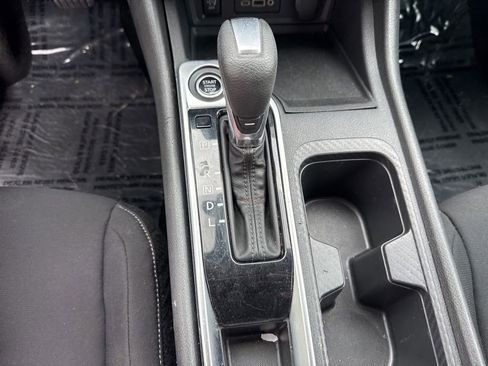 Used 2024 Nissan Sentra SV FWD image 24