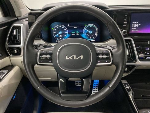 Used 2023 Kia Sorento SX Prestige image 15