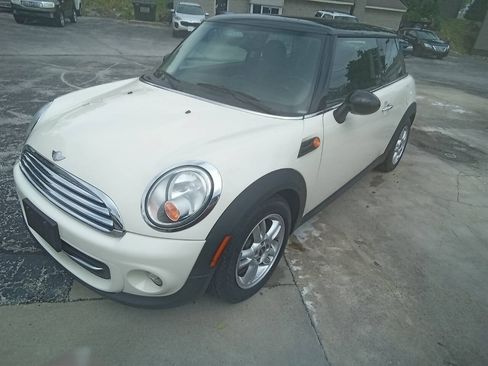 Used 2012 MINI Cooper Hardtop FWD image 1