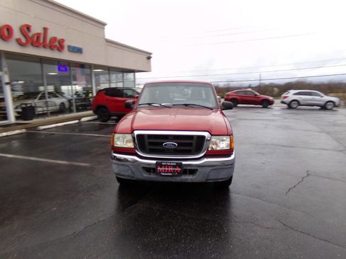 Used 2005 Ford Ranger XLT image 2