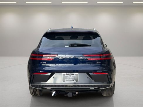 New 2026 Genesis GV70 2.5T Advanced image 4