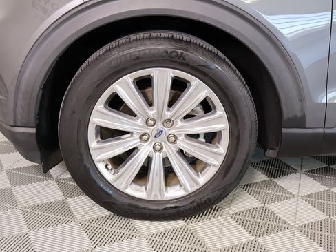 Used 2021 Ford Explorer Limited w/ Equipment Group 301A image 20