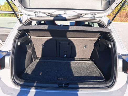 New 2026 Volkswagen GTI SE image 12