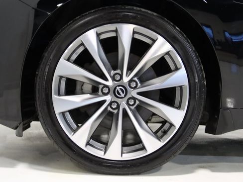 Used 2023 Nissan Maxima Platinum image 72