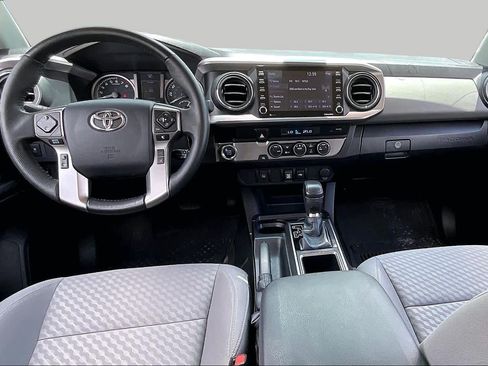 Used 2023 Toyota Tacoma SR5 RWD image 17