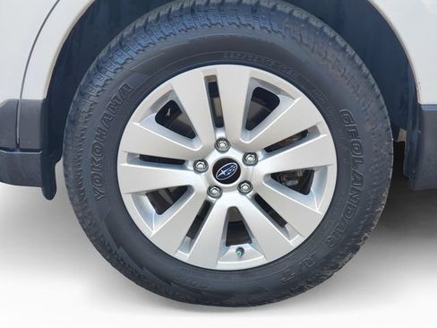 Used 2018 Subaru Outback 2.5i Premium AWD/4WD image 30
