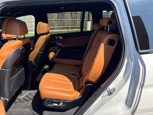 Used 2022 BMW X7 M50i w/ Cold Weather Package AWD/4WD image 26