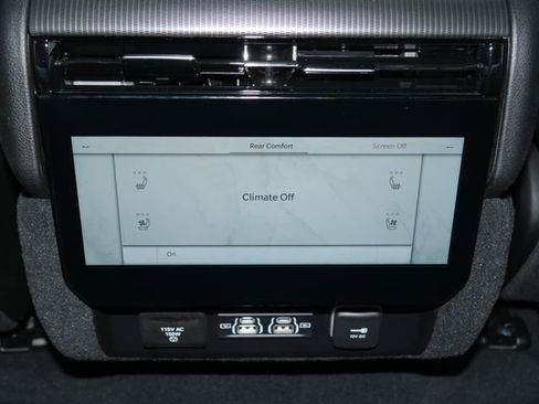 New 2026 Jeep Grand Wagoneer Summit AWD/4WD image 31