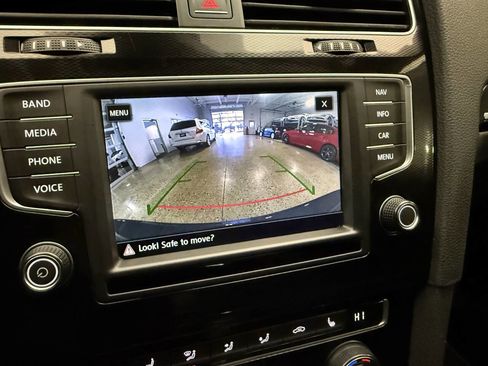 Used 2017 Volkswagen GTI Autobahn image 19