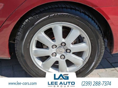 Used 2003 Toyota Camry XLE image 9