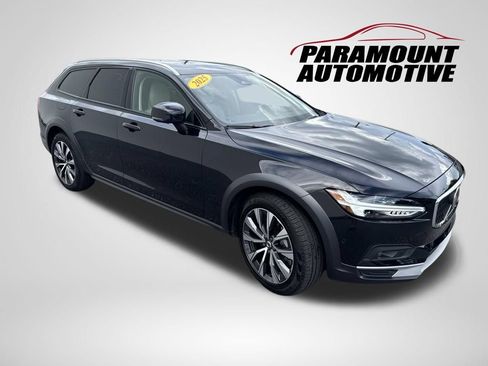 Used 2025 Volvo V90 B6 Cross Country Plus AWD/4WD image 3