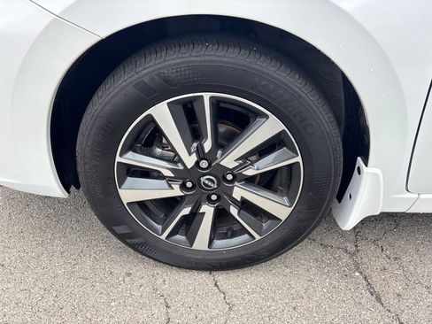 Certified 2025 Nissan Versa SV w/ Trunk Package FWD image 9