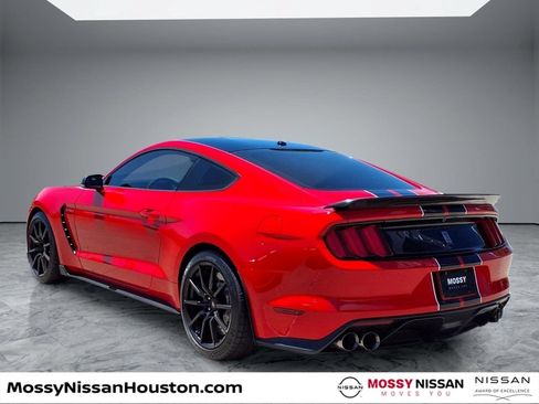 Used 2016 Ford Mustang Shelby GT350 w/ Technology Package RWD image 2