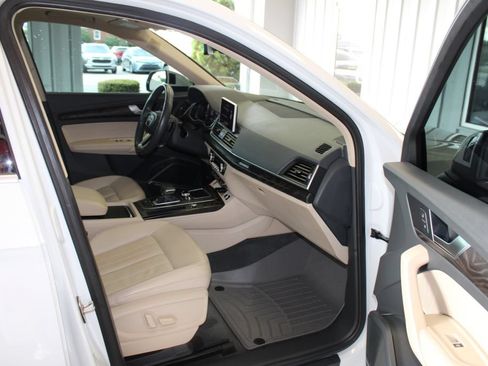 Used 2020 Audi Q5 Prestige AWD/4WD image 37