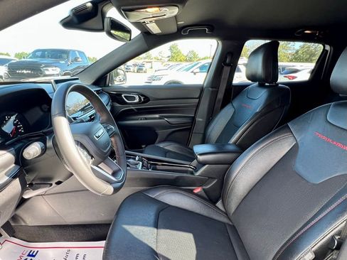 Used 2024 Jeep Compass Trailhawk image 21