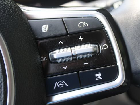 Certified 2024 Kia Sorento S w/ Panoramic Sunroof Package FWD image 31