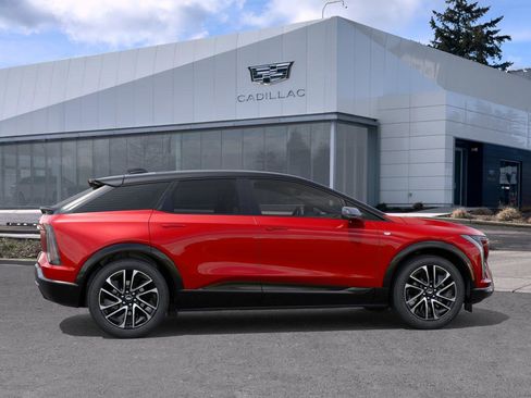New 2026 Cadillac Optiq Sport 1 AWD/4WD image 6
