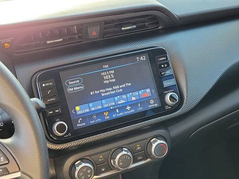 Used 2023 Nissan Kicks SV image 25