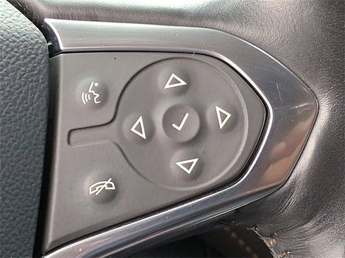 Used 2021 Chevrolet Traverse RS image 19