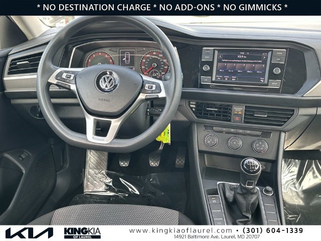 Used 2019 Volkswagen Jetta S FWD image 2