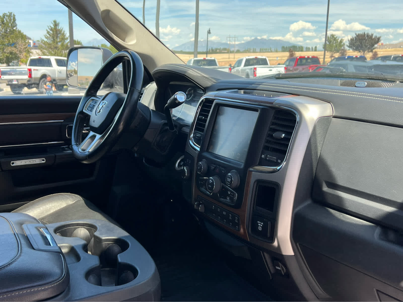 Used 2017 RAM 3500 Laramie w/ Sport Appearance Group AWD/4WD image 20