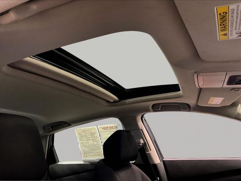 Used 2024 Honda Accord EX image 27