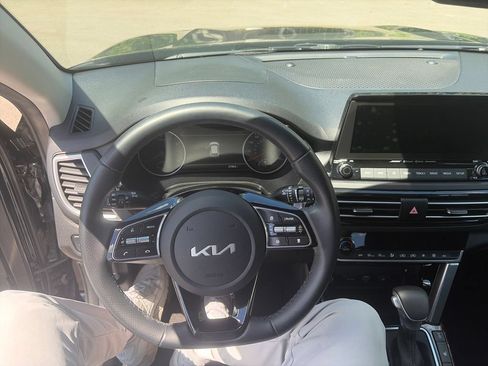 Used 2023 Kia Seltos SX AWD/4WD image 24